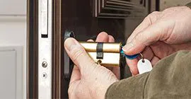 Universal Locksmith Store Bridgeport, CT 203-433-3671 Universal Locksmith Store Bridgeport, CT 203-433-3671